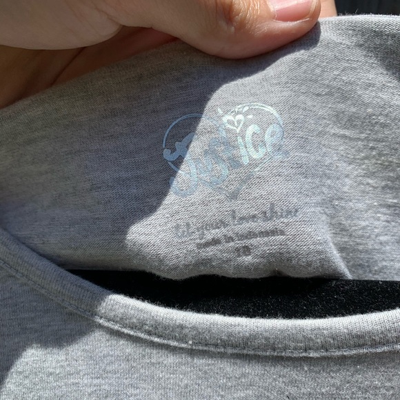 Super cute grey long sleeve - Picture 6 of 6